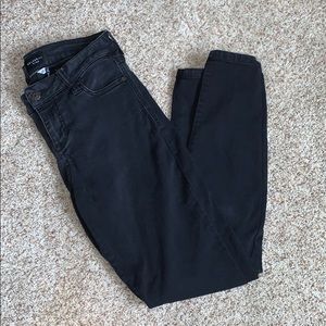 Black mid rise skinny jeans